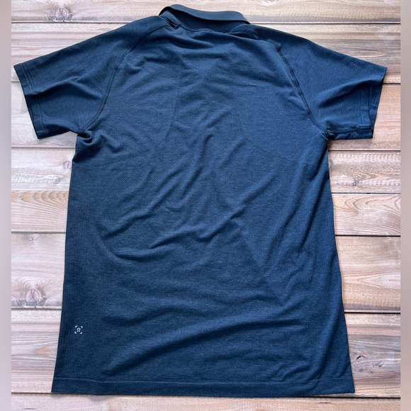 Lululemon Navy Blue Polo Shirt for Men  Metal Vent Tech Performance Top - Picture 2 of 8